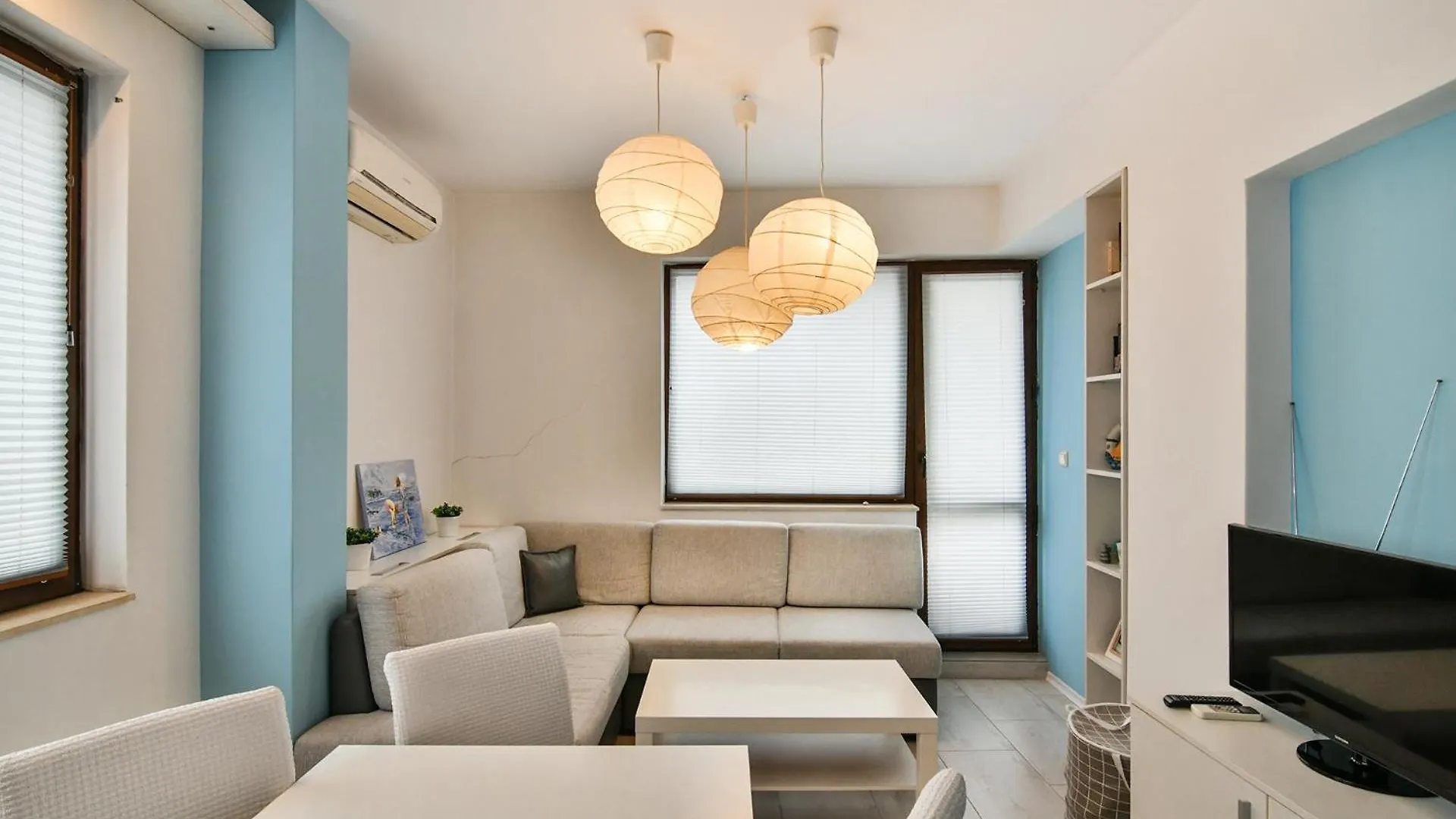Central Gem For 2 Next To Beach Varna Apartment